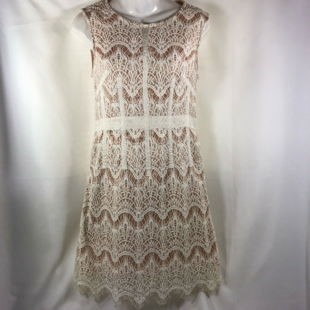 Alice Moon  Pink Lace Sleeveless Knee Length Dress